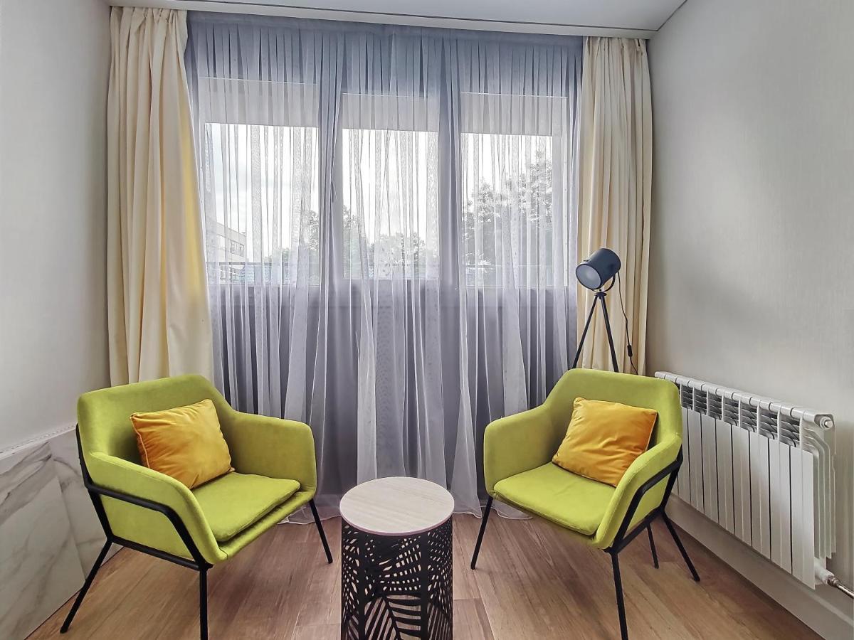 Апартаменты На Арбате 36 Кв2 Almaty Exterior photo